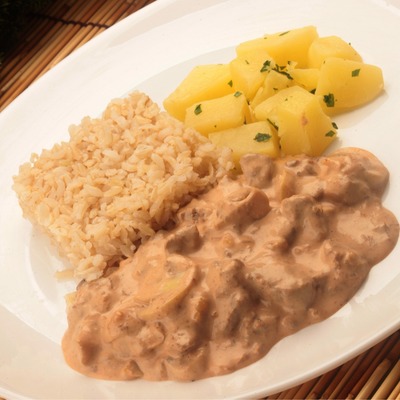 Strogonoff de Carne Light (Com Iogurte Natural)