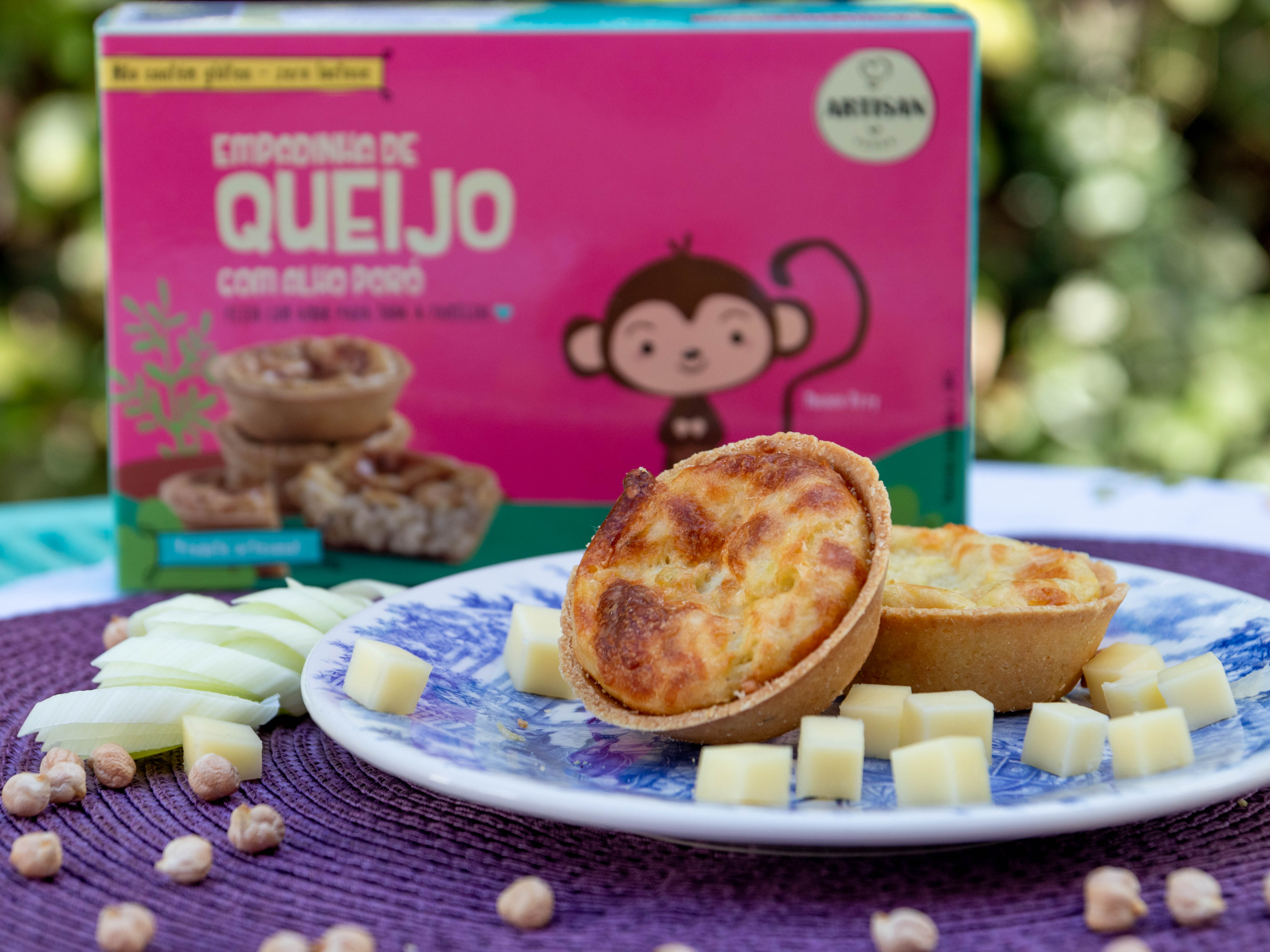 Empada de Queijo Com Alho Poró 