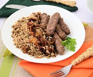 Kafta Grelhada, Arroz com Lentilhas e Cebolas Douradas