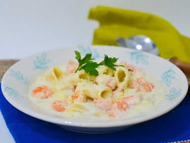 Rigattoni com Camarão e Gorgonzola