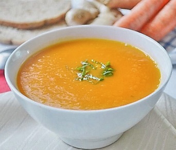 Sopa Creme de Legumes com Caldo de Carne da Casa